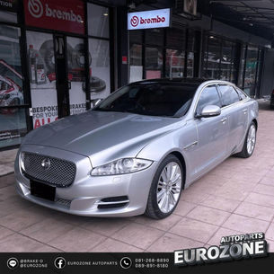 จากัวร์ XJL คันนี้เข้ารับการเซอร์วิส