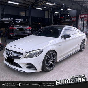 MERCEDES BENZ AMG C43
ถึงจุดที่ผ้าเบรกและจานเบรกต้องเปลี่ยนแล้ว