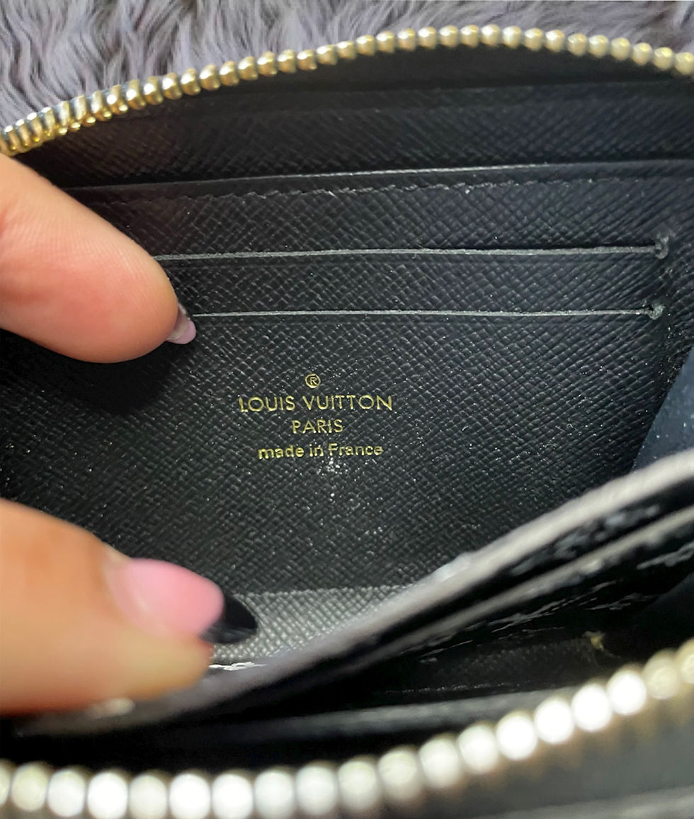 Thumbnail: EUC Louis Vuitton Monogram Jungle  Zippy Coin Purse