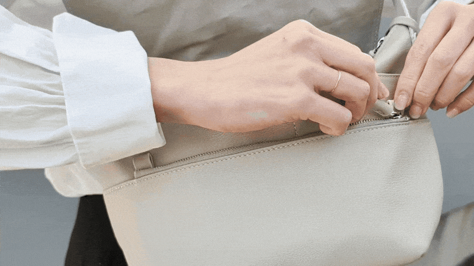 Adobe Express - messenger_piccola横長ポケット-min.gif