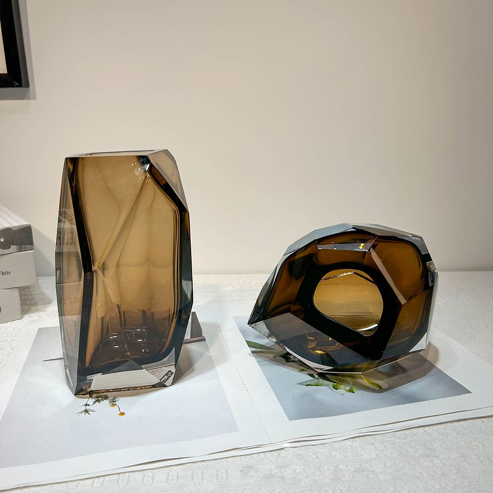 Thumbnail: Amber Prism Liuli Vase