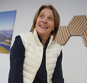 DSC09936 (1)_edited.jpg