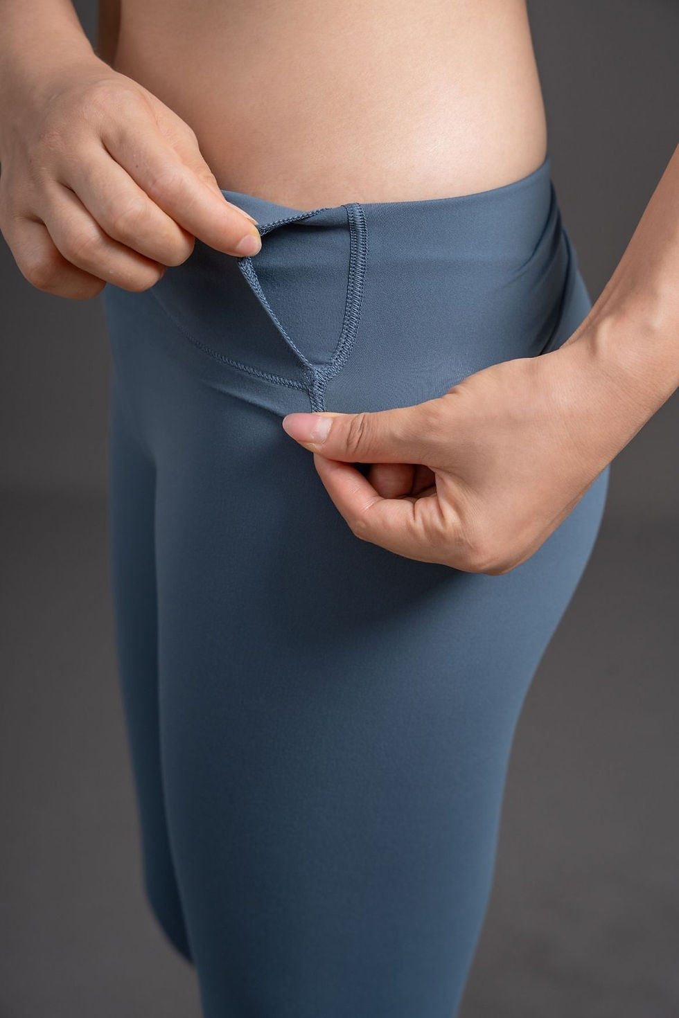 Thumbnail: Basic High-Waist Super Stretch 7/8 Leggings