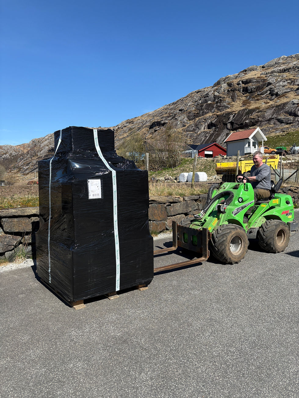 Levering av landbruksdrone til gård – presis sprøyting og gjødsling med bærekraftig landbruksteknologi i Norge