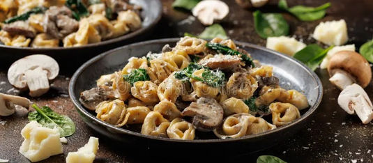 Slow Cooker Tortellini