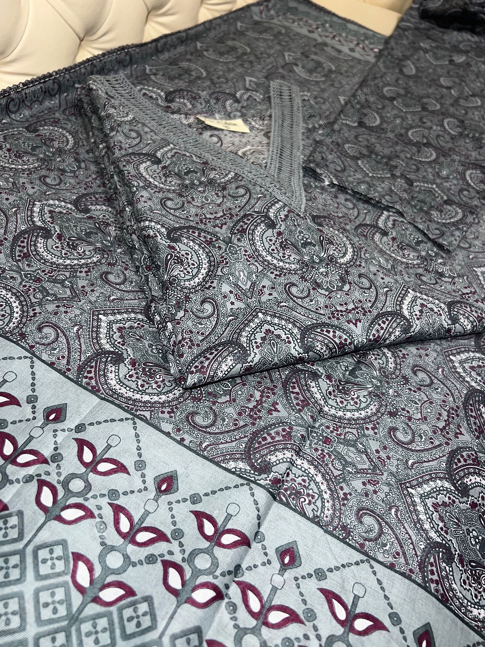 Thumbnail: Regalia Lawn 