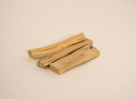 Palo santo_02.jpg