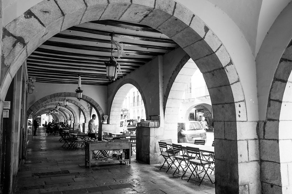 GironaStreet-2036-2.jpg