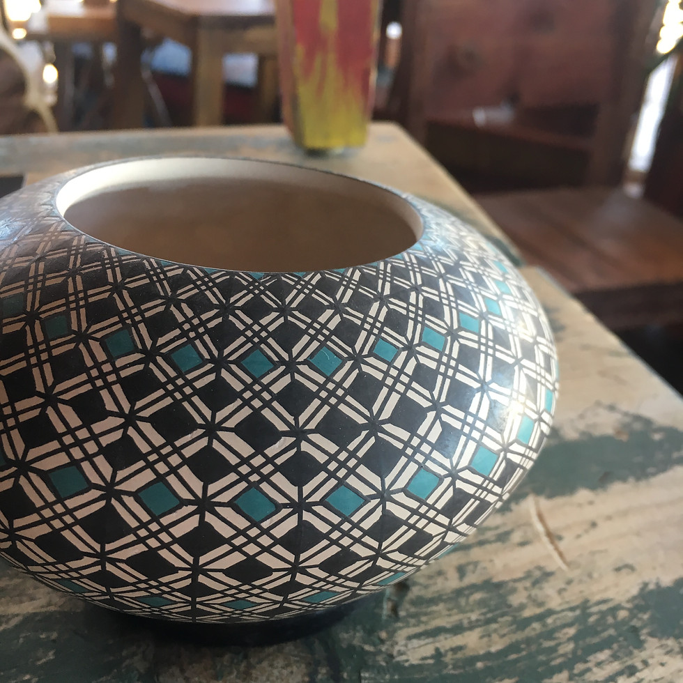 Thumbnail: Large Mata Ortiz Decorative Pot