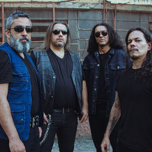 Savant acelera gravações de novo álbum e revela bastidores das guitarras em vídeo