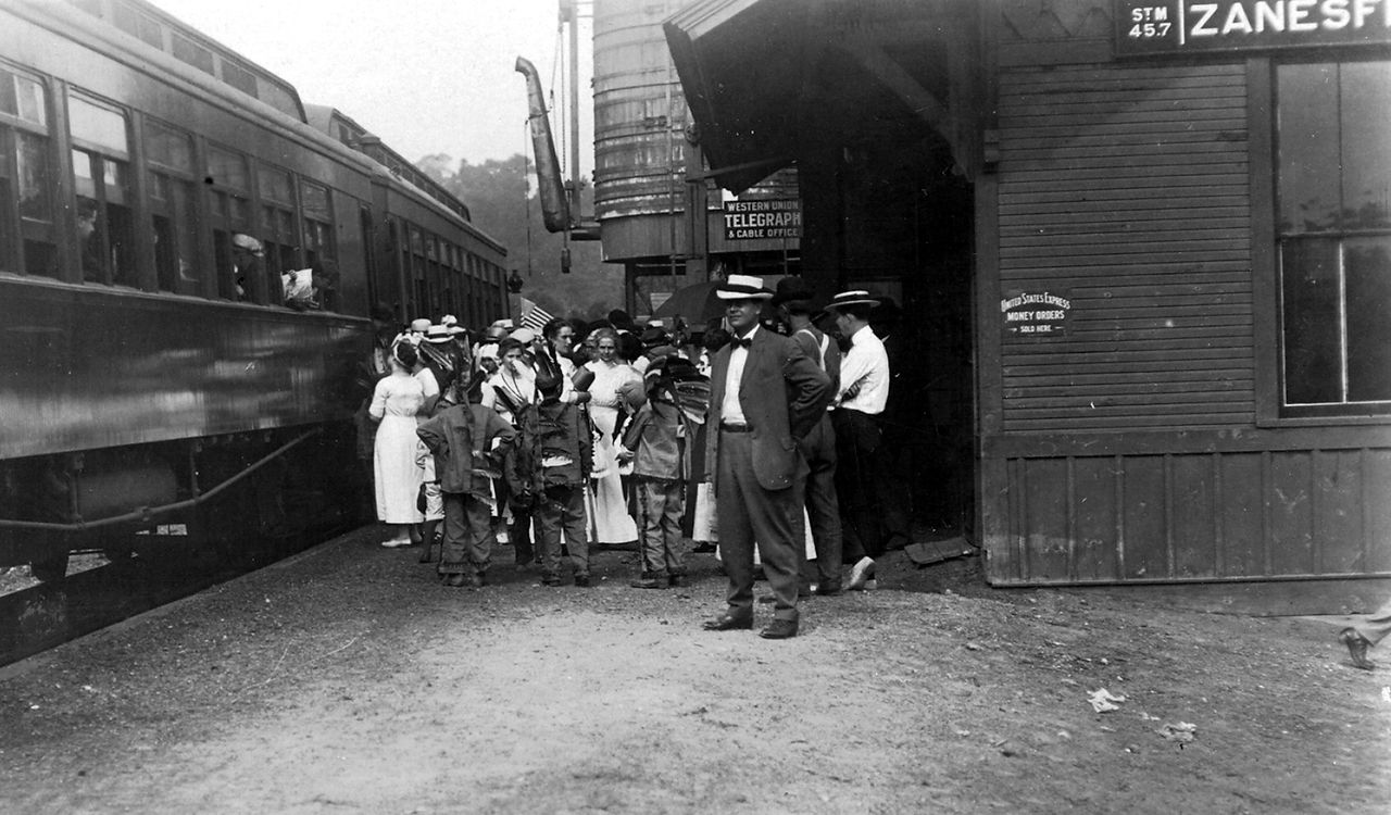 Dr. Earl Sloan made a fortune selling his father's recipe for "Sloan's Liniment"