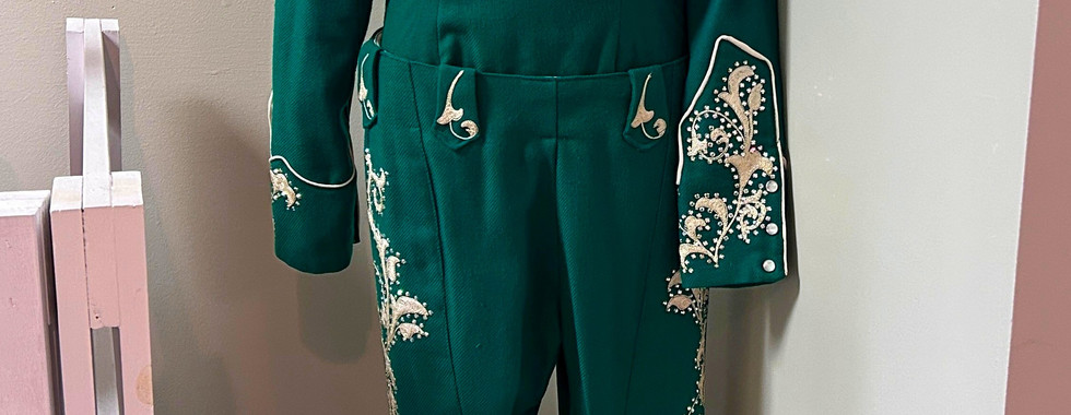 Dixon show outfit on exhibit at the Logan Co. Museum