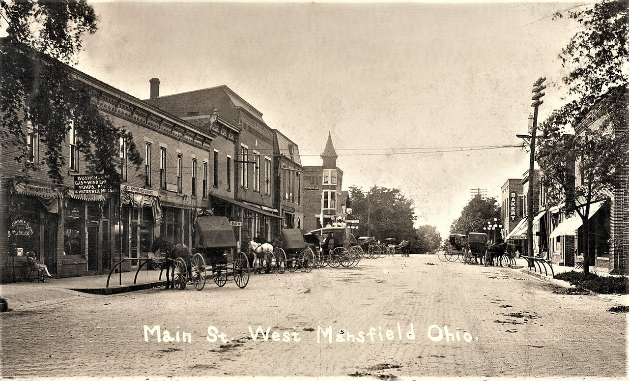 View of Main Street in West Mansfield ca. 1909