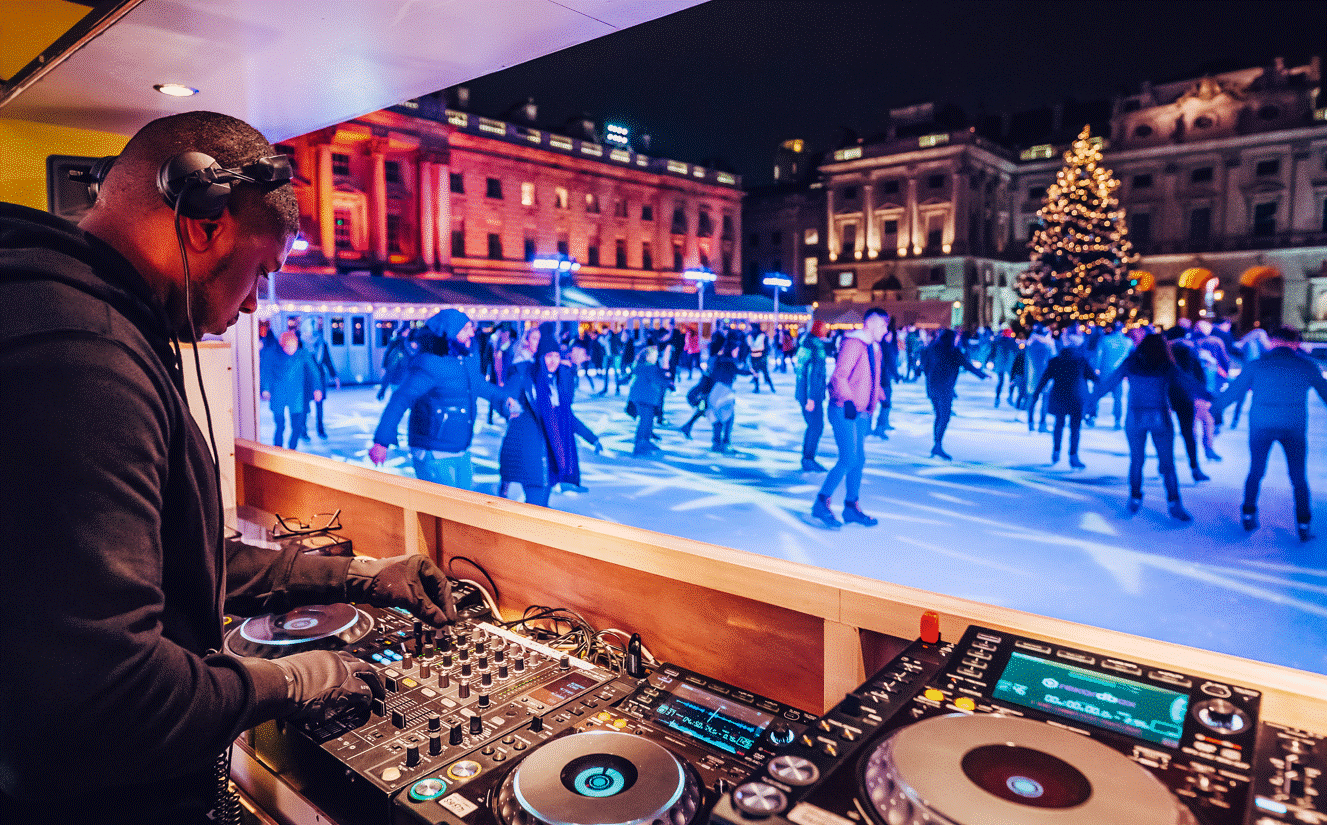 Skate Lates avec Rock Angel à la somerset House, les meilleurs Djs et un décor de rêve. 