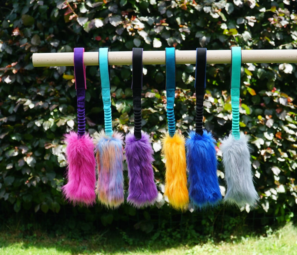 Miniaturbild: Kunstfell Wuschel Mop mit Bungee Zerrschlaufe Hundespielzeug