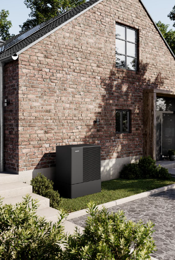 WPL - A A07.2 Plus HK 230 an der Hausfassade