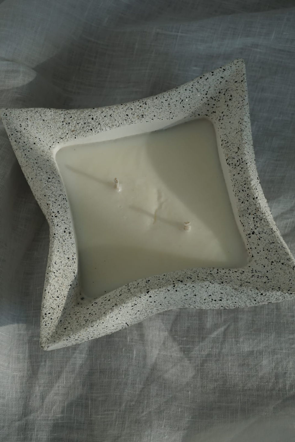 Thumbnail: Arete Candle