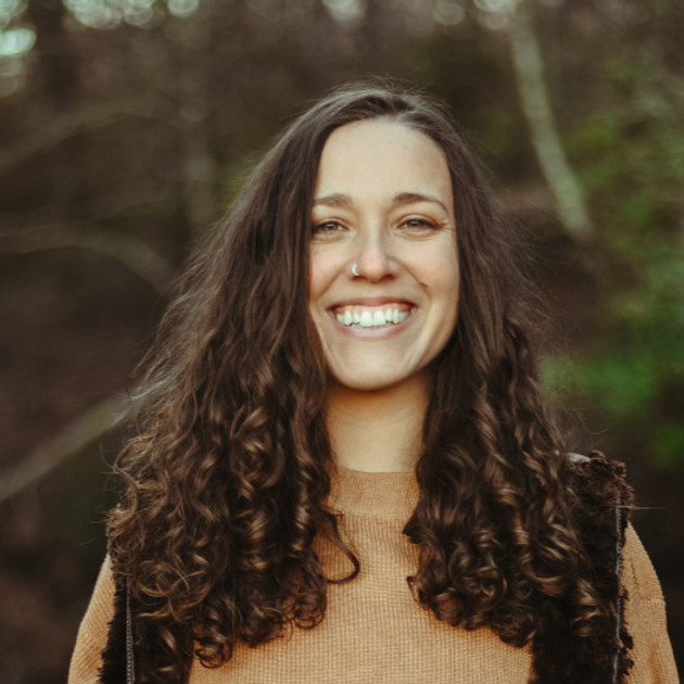Amanda-Headshot-Small.jpg