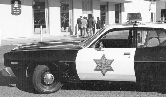 1976 Plymouth Fury.jpeg