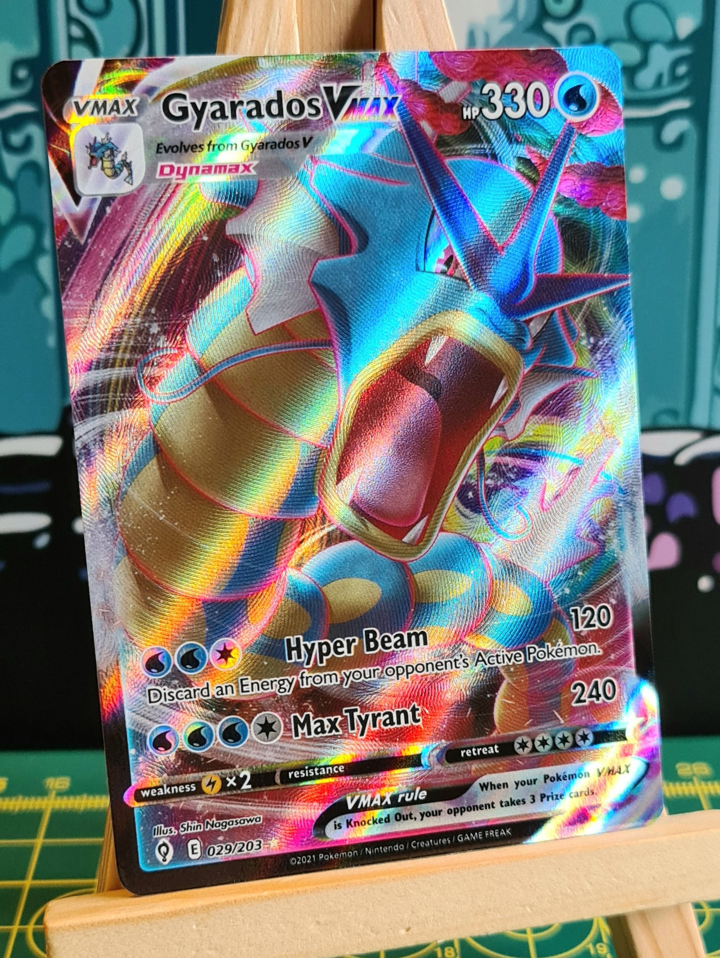 Gyarados Vmax Rare Full Art 29/203- Evolving Skies