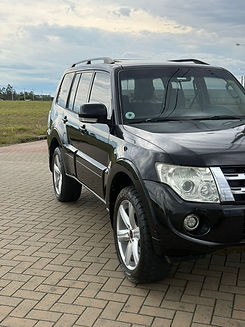 MITSUBISHI PAJERO FULL