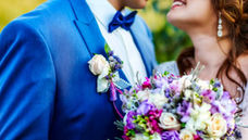 Abito da sposo blu: le tonalità fra cui scegliere