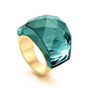 Crystal Cocktail Ring (Cubic Zirconia Green)