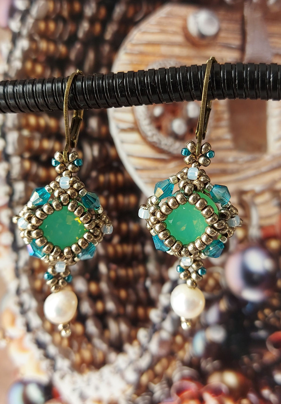 Thumbnail: Tudor style earrings
