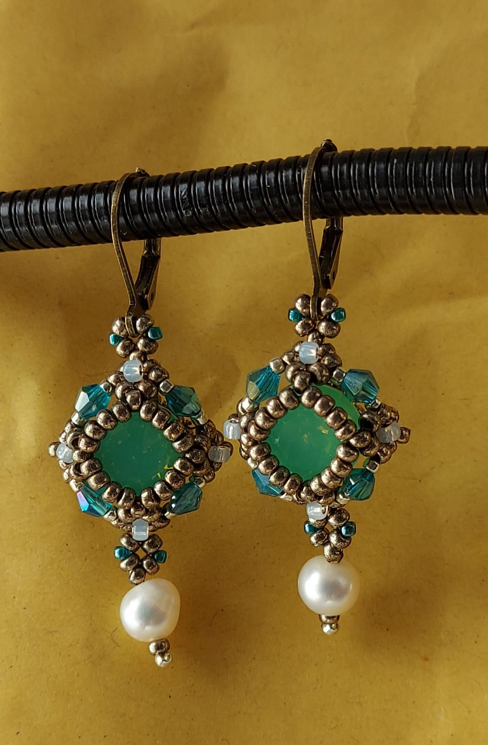 Thumbnail: Tudor style earrings