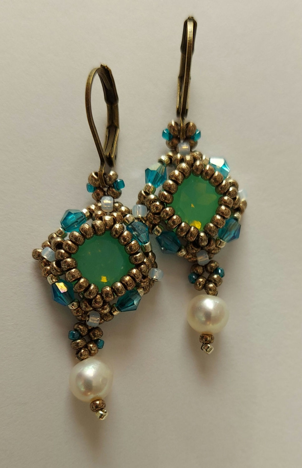 Thumbnail: Tudor style earrings