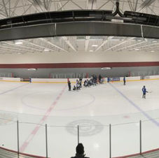 Challenge: Inefficient lighting led to increased costs and poor illumination.

Solution: Wireless central control system & high-performance LED fixtures.

🔹 Results:
77% energy savings (342,040 kWh annually)
Annual cost savings of $27,363
Improved lighting for players and fans
10-year savings of $231,573