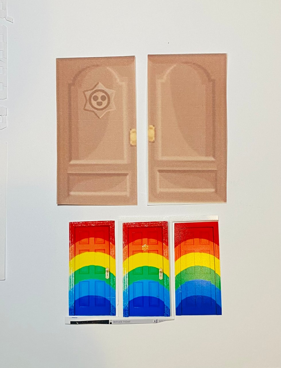 Scrapped "rainbow door"
Odrzucone "tęczowe drzwi"