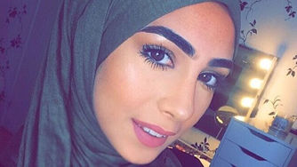 23-åriga Aye fick inte jobba på SAS för att hon bar slöja!