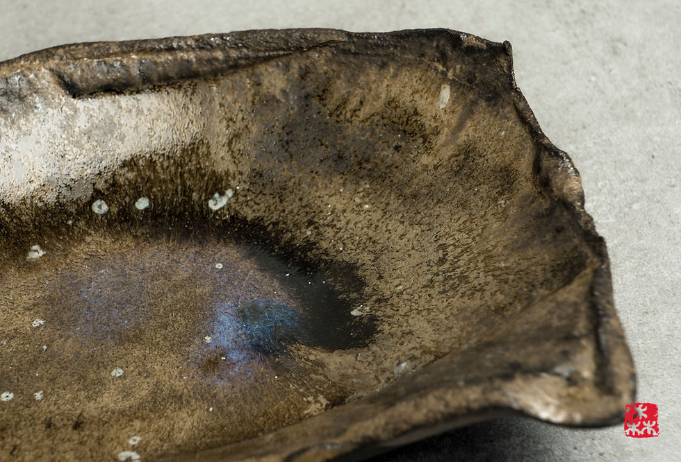 Thumbnail: Platter with feet