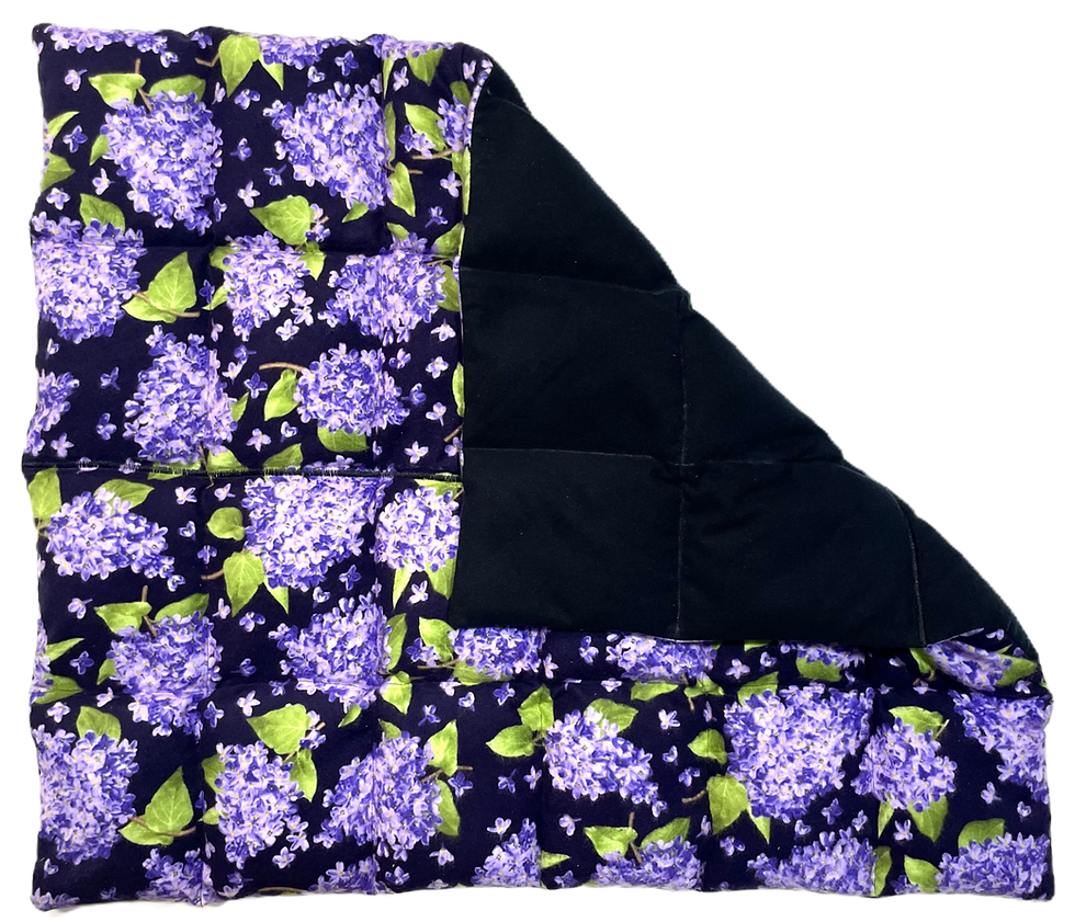 Purple floral pattern blanket with black backing, Lilacs - Alaska XXL Flannel Flat Pad.
