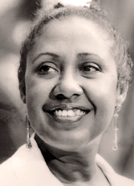 "Sopla el viento y trae la pena, cabizbaja, aún soñolienta, con el polvo haciendo nidos en su cabeza..." Nuestra Ada Balcácer, parte en su último vuelo...