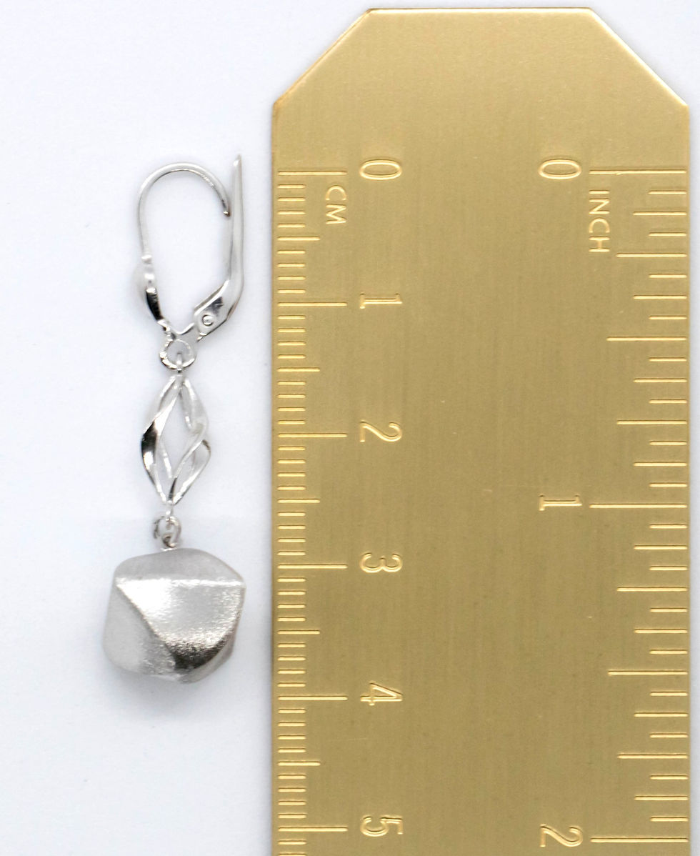 Thumbnail: 14 karat white gold drop earring