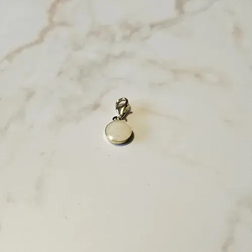 Thumbnail: Round Breastmilk Charm