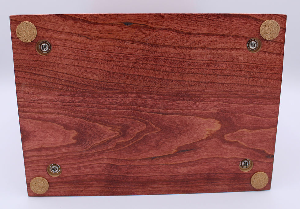 Miniatura: hand carved praying hands wooden cremation urn base