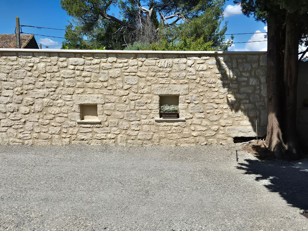 mur-de-cloture-niches-decoratives