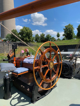 Voorwaarts Sailboat Medienhafen Rent