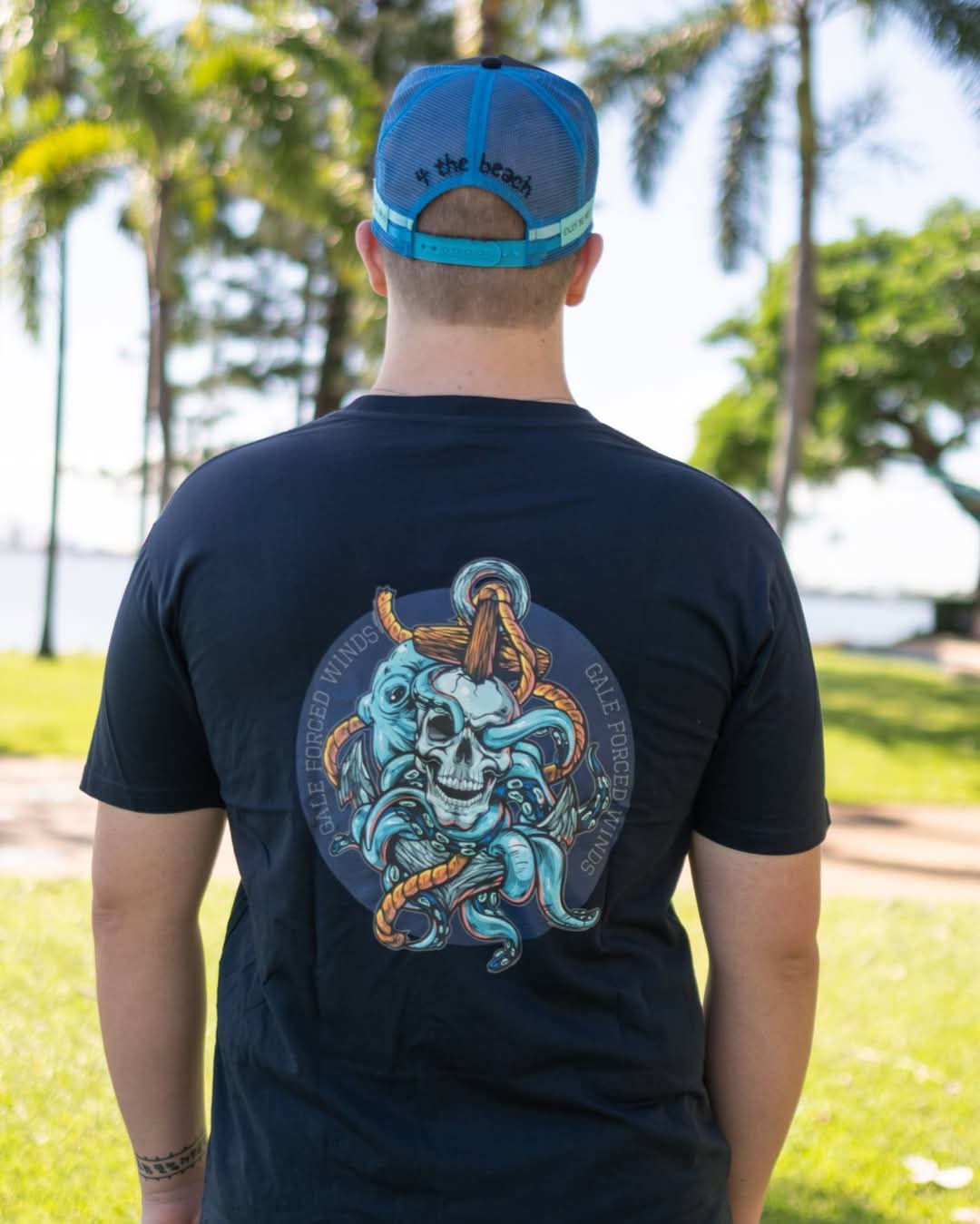 Octopus Skull Anchor T-shirt + FREE stubby cooler