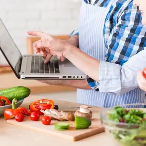 Emagrecimento saudável sem dietas restritivas com alimentação equilibrada