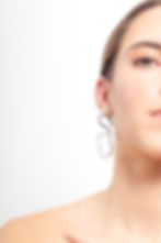 Thumbnail: Transparent Interconexión L Earrings