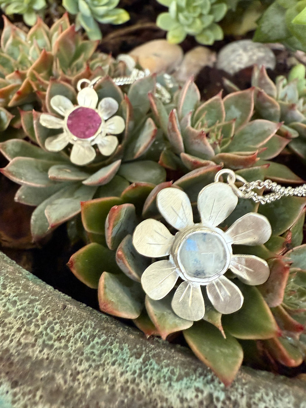 Thumbnail: Flowers - Cobalt Calcite