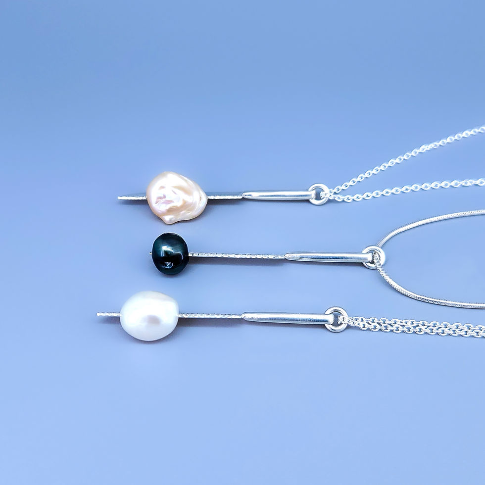 Thumbnail: Mini Breadknife Necklace / Tahitian Pearl