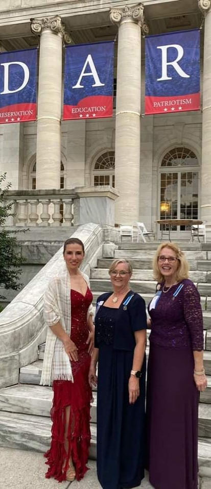Judy Arnold elected Regent of Daughters of American Revolution (DAR)