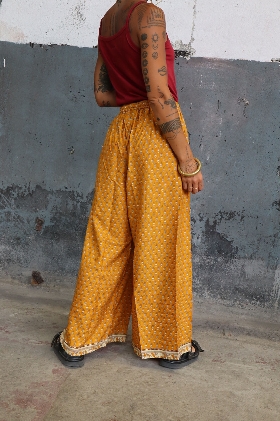 Thumbnail: pantaloons trousers