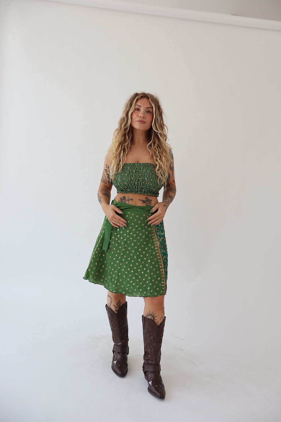 Thumbnail: tube top