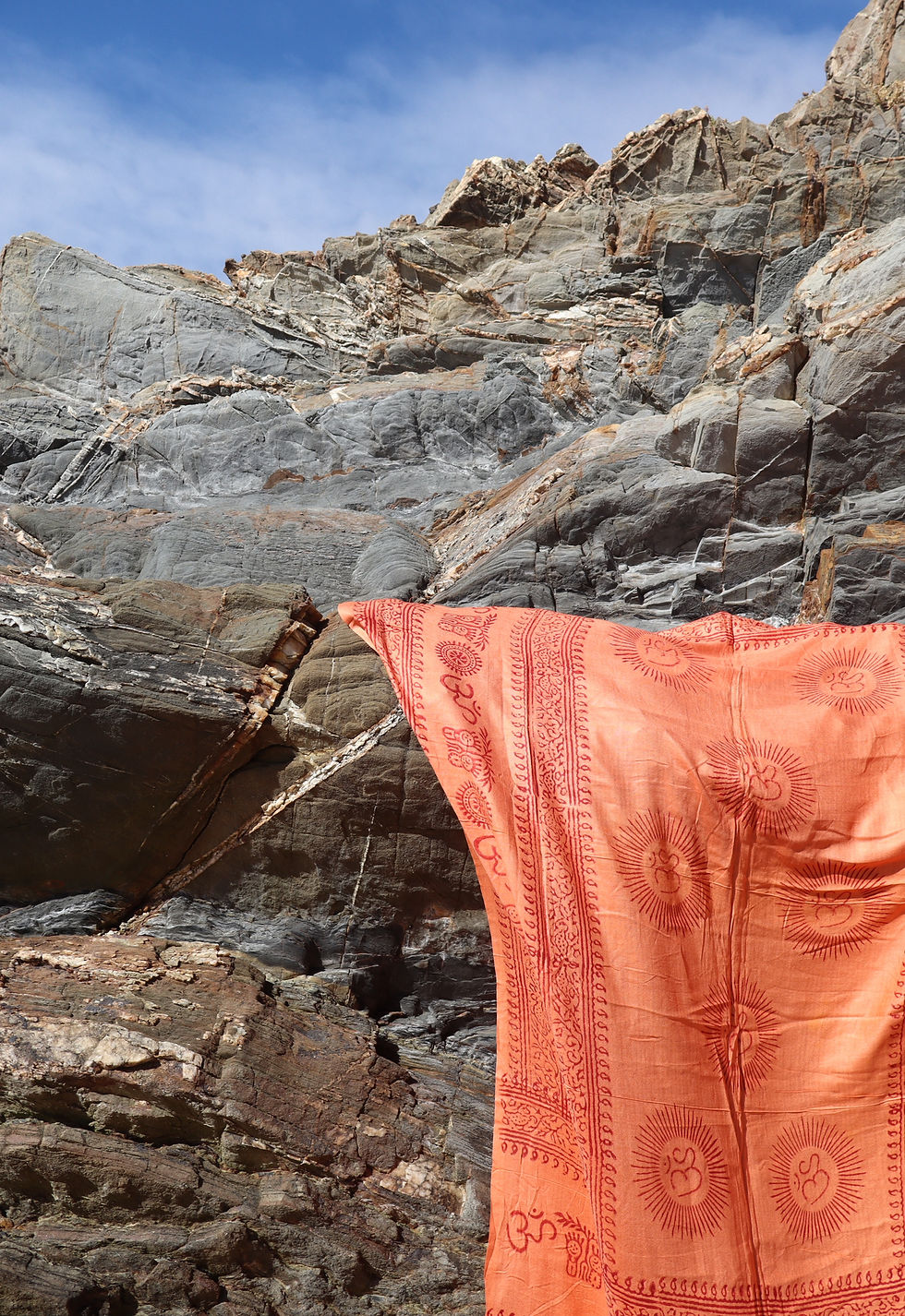 Thumbnail: ‘orange’ om sarong 